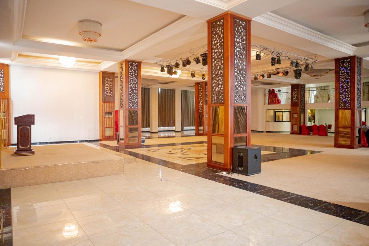 Hotel Hibiscus Louis Libreville Exterior foto