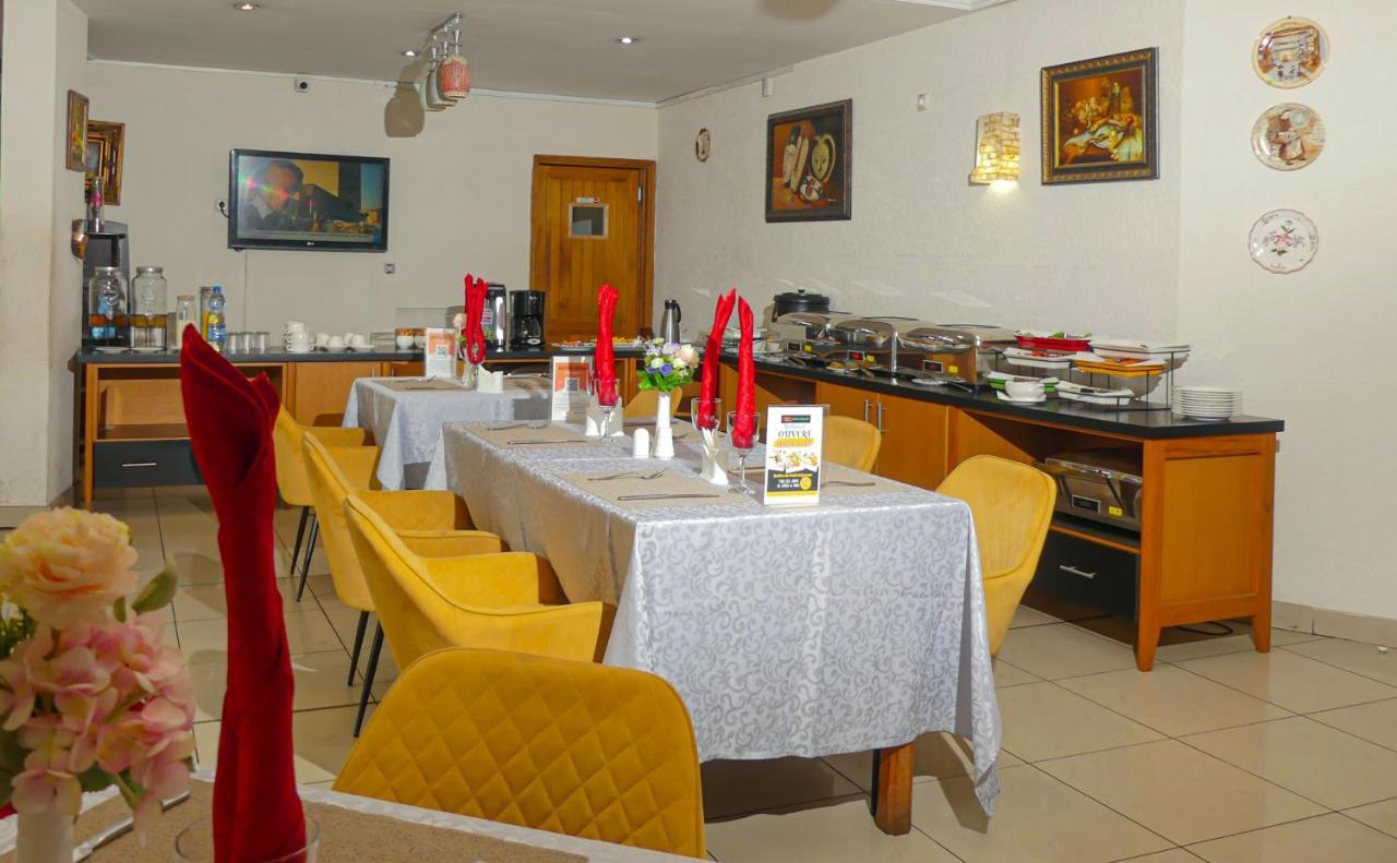 Hotel Hibiscus Louis Libreville Exterior foto